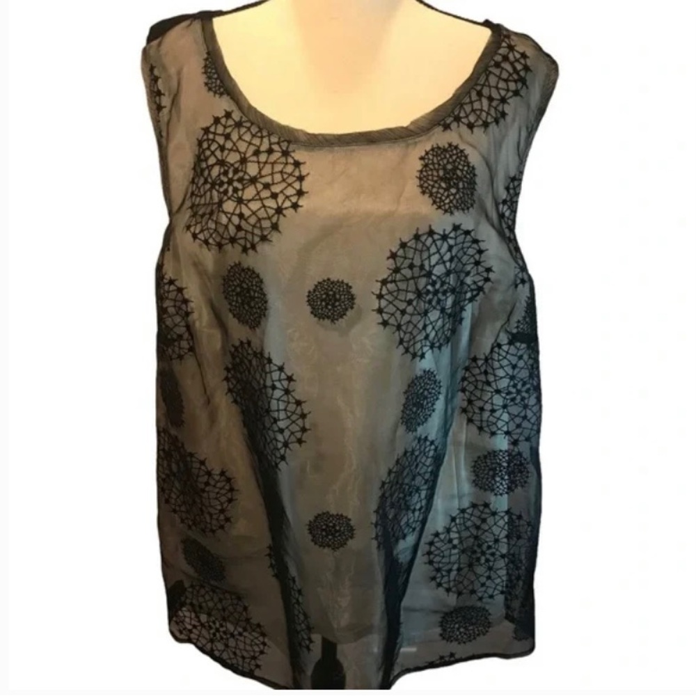 Simply Vera Vera Wang Black Embroidered Sleeveless Top - Size 0X